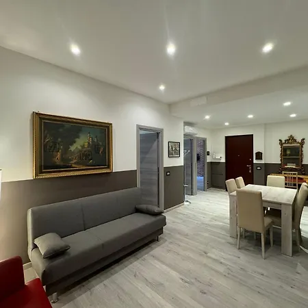 Laura's House In Alberone Daire *